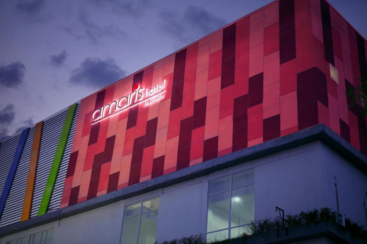 Amaris Hotel Ponorogo Kültér fotó