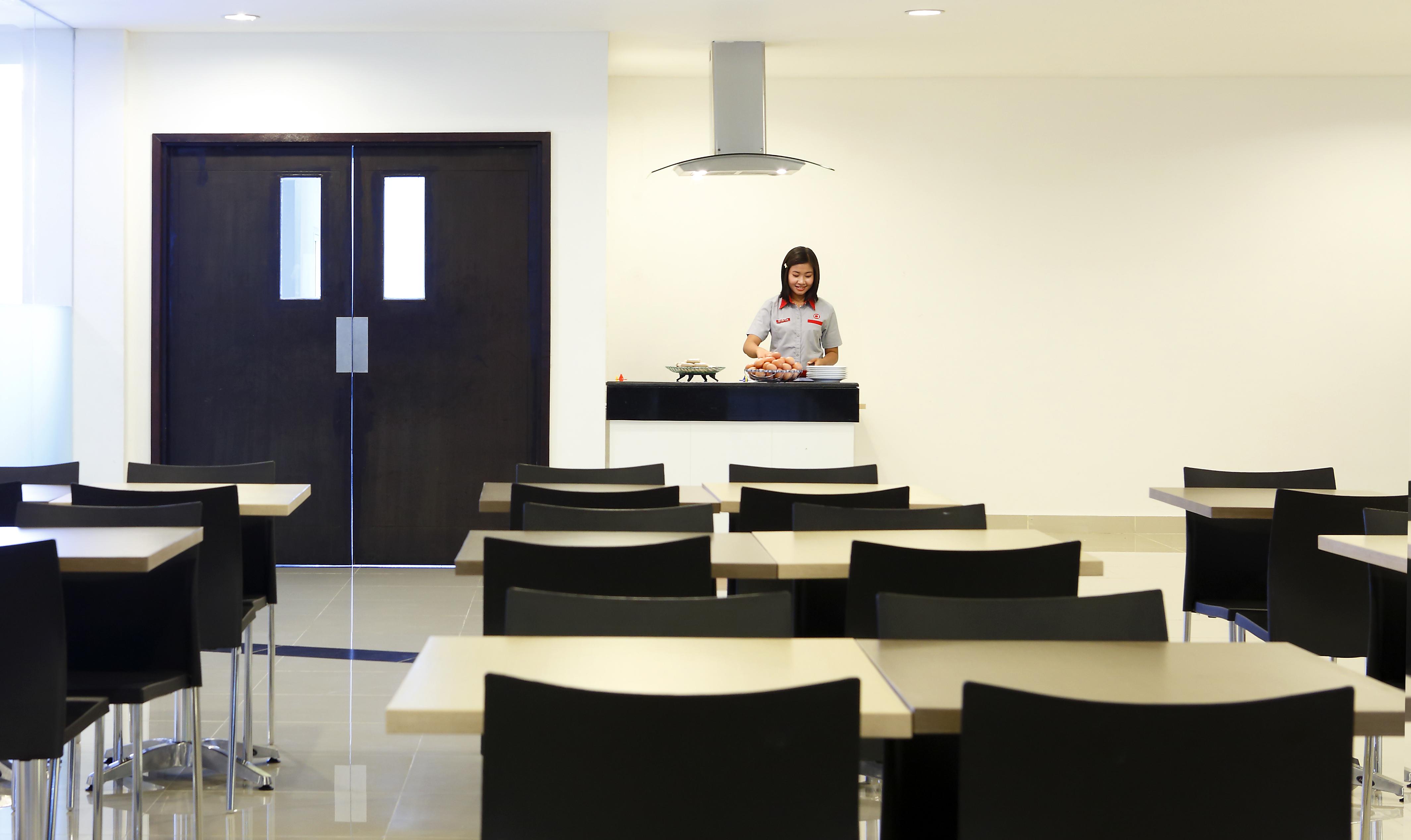 Amaris Hotel Ponorogo Kültér fotó